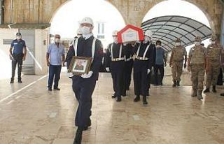 Hayatını kaybeden uzman çavuş son yolculuğuna...