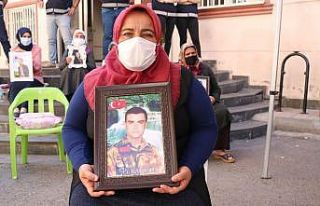 HDP önündeki ailelerin evlat nöbeti 378’inci...