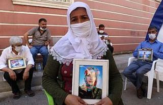 HDP önündeki ailelerin evlat nöbeti 385’inci...