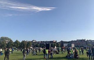 Hollanda’da “pedofili” yanlısı siyasi parti...