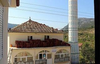 İbradı’da cami çatısı onarıldı