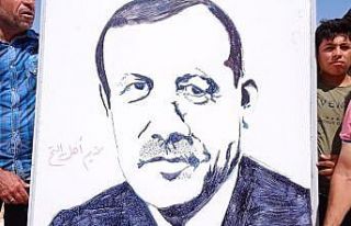 İdlib’te sivillerden rejim karşıtı protesto