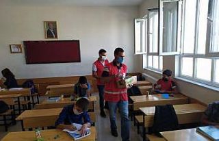 İlk teneffüs kek ve meyve suyu Kızılay’dan