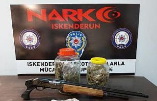 İskenderun’da uyuşturucu ve kaçak sigara operasyonu