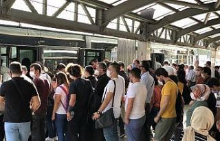 İstanbul’da toplu taşımada tıka basa yoğunluk