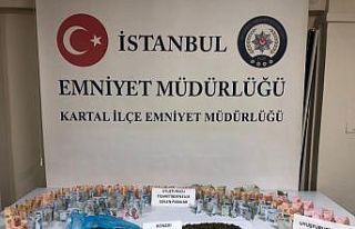 İstanbul’un 4 ilçesinde sokak satıcılarına...