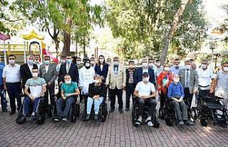 İvrindi’de kırsal yollara sıcak asfalt