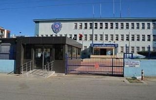 İzmir’de 11 apartmana giren ayakkabı hırsızı...