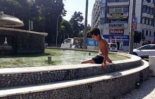 İzmir’de sıcaktan bunalan çocukların tehlikeli...