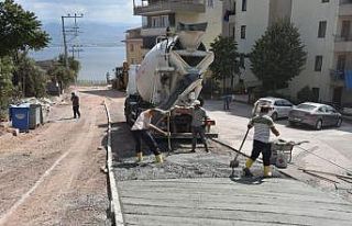 İzmit Belediyesi, Yenimahalle ve Serdar’ı beton...