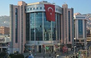 İzmit Belediyesinden ihtiyaç sahibi öğrencilere...
