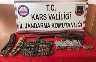 Jandarma ve komandolar cinayet zanlılarını Çemçe...