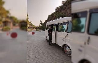 Jandarmadan milli parka giren dolmuşlarda korona...