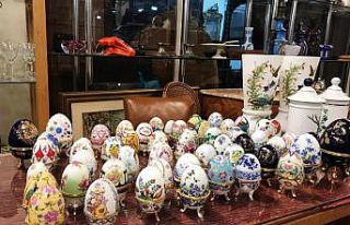 Kadıköy’ün antikacılar çarşısı uzun bir...