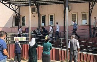 Kahvaltıda yediği salatalığın nefes borusuna...
