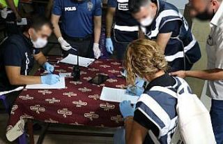 Kahvehanede oyun oynayan 23 şahsa 20 bin 700 TL para...