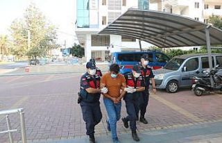 Kapkaç şüphelisi jandarmadan kaçamadı