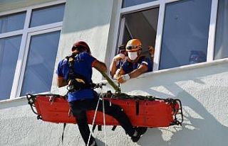 Karabük’te "habersiz deprem tatbikatı"...