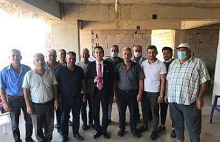 Karantinaya alınan köyü CHP’li vekil de ziyaret...