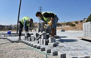 Karesi’de yol çalışmaları devam ediyor