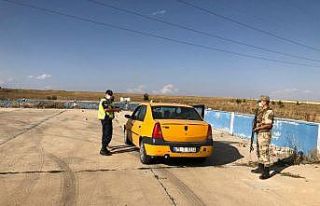 Kars’ta kurallara uymayan sürücülere 17 bin lira...