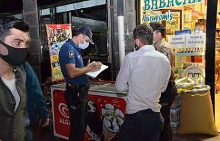 Kars’ta polisten Kovid-19 denetimi