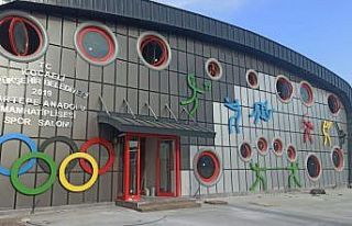 Kartepe İHL Spor Salonu tamamlanıyor