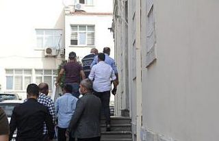 Katil zanlısı eski başkan adliyeye çıkarıldı