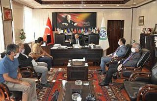 KAÜ Rektörü Prof. Dr. Hüsnü Kapu, basınla buluştu