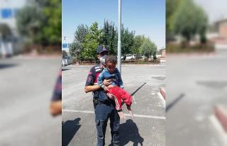 Kaybolan 3 yaşındaki çocuğu iz takip köpeği...