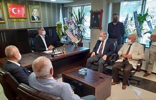 Kaymakam Çorumluoğlu, siyasi partileri ziyaret etti