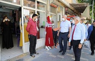 Kaymakam Duran ve Güder’den maske denetimi