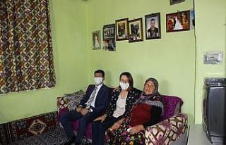 Kaymakam Kaçmaz’dan şehit ailelerine ziyaret