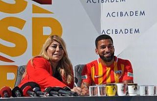Kayserispor yeni transferleri tanıttı