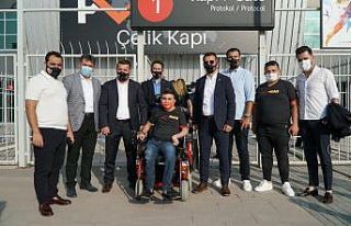 Kayserispor’dan Akülü Araba desteği