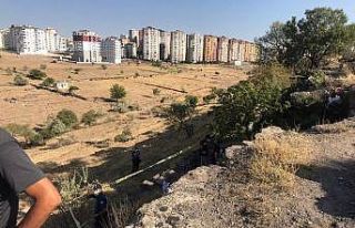 Kendisinden haber alınamayan adam ağaçta asılı...