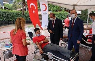 Kızılay ile Milli Eğitim Müdürlüğü koordinesinde...