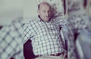 Kızını kurtarmak isteyen baba denizde boğuldu