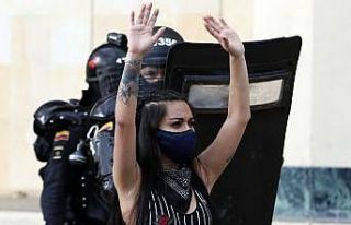 Kolombiya’da polis şiddetine karşı protestolar...