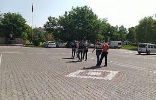 Konaklama tesisine uyuşturucu operasyonu: 3 tutuklama
