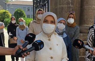 Konya İmam Hatip Lisesi kız mezunlarından Erol...