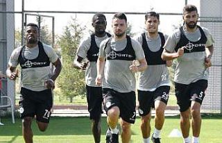 Konyaspor dayanıklılık testinden geçti
