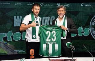 Konyaspor’da 3 imza birden