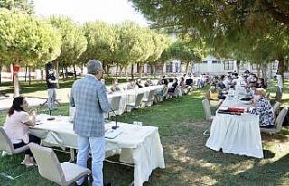Korona virüsü salgınının İzmir ekonomisi üzerindeki...