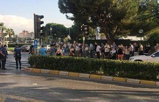 Korona virüsü unuttular, film izler gibi şüpheli...