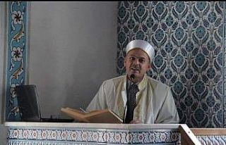 Köy imamı kullandığı traktörün altında kalarak...