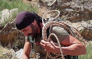 Köyünde, vahşi doğada yaşam filmleri çekiyor