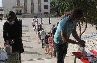 KPSS’ye dezenfektan kullanmadan alınmadı