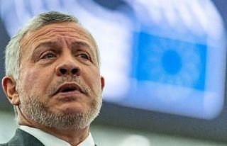 Kral II. Abdullah, Ürdün Parlamentosu’nu feshetti