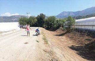 Kumluca’da DSİ’den kanal temizliği